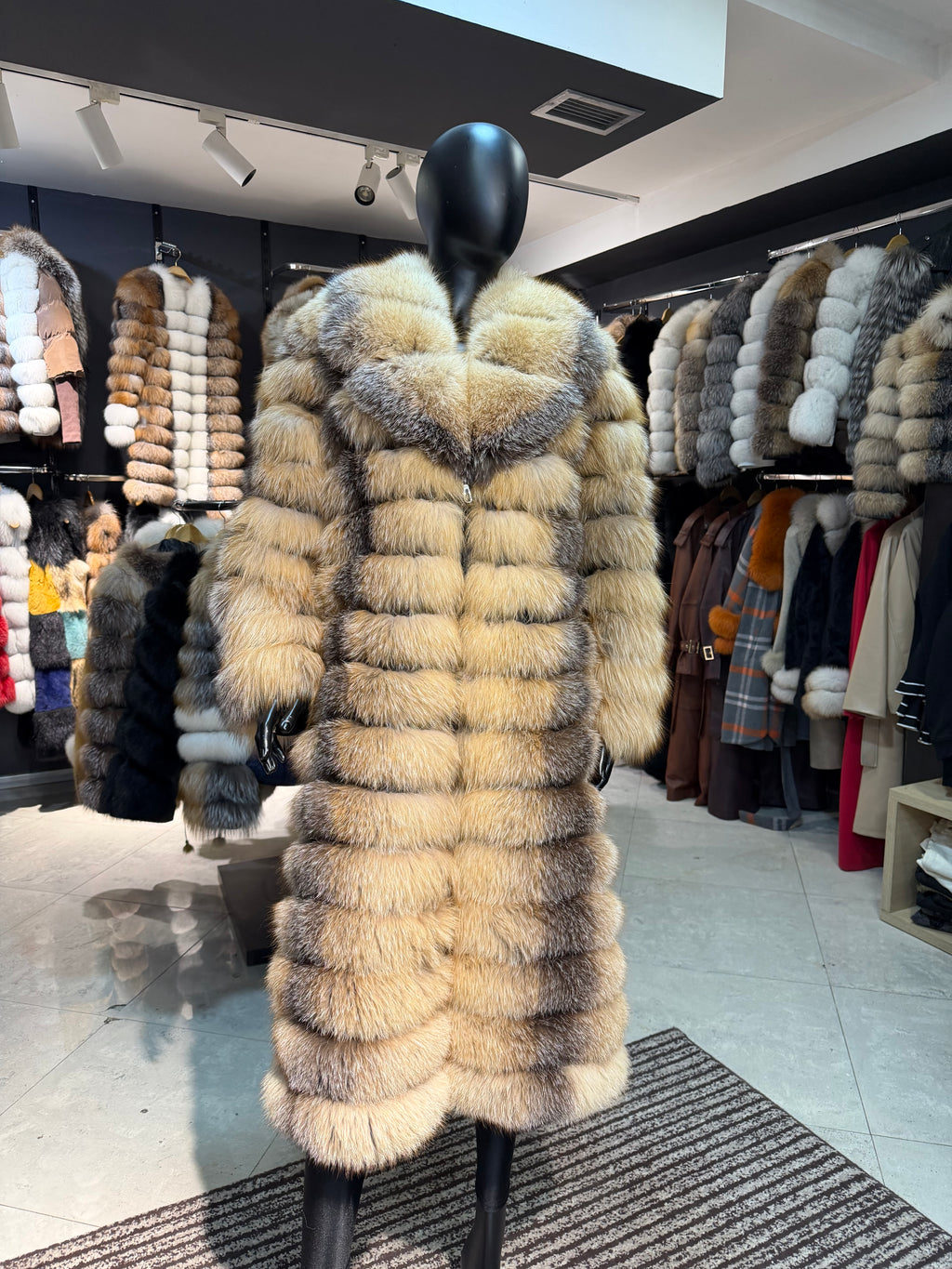 Royal Golden Fox Fur Coat – 8 in 1 Convertible Luxury Coat