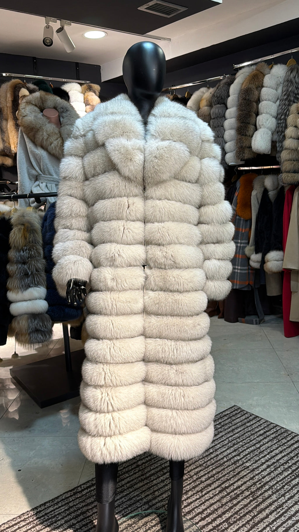 Royal Snow White Fox Fur Coat – 8-in-1 Convertible Luxury Edition
